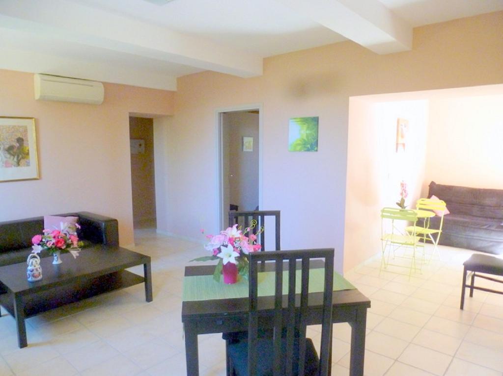 ניס Chambre D'Hotes Serenita Di Giacometti מראה חיצוני תמונה