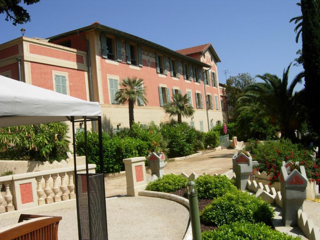 ניס Chambre D'Hotes Serenita Di Giacometti מראה חיצוני תמונה